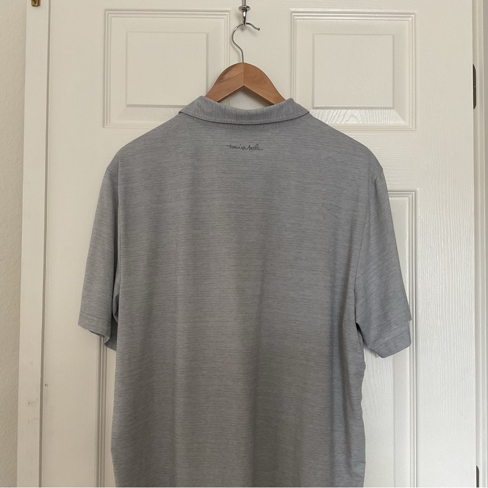 Travis Mathew Polo Shirt Mens XL Extra Large Gray Logo Golf Golfing Casual - Picture 3 of 8